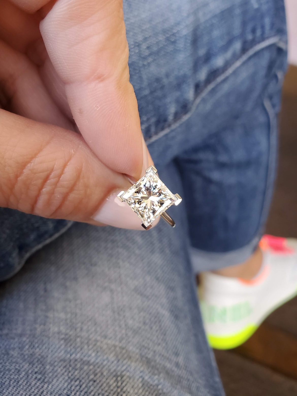 princess cut diamond engagement ring